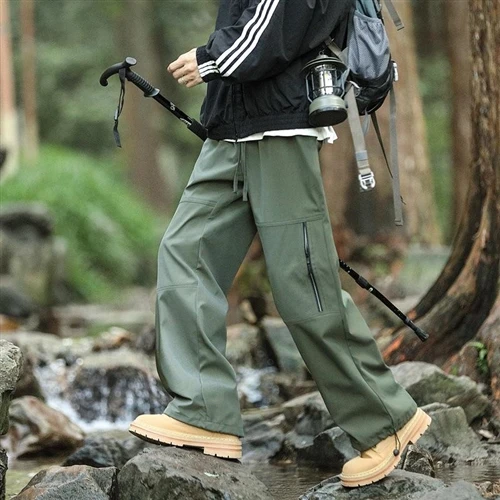 Custom Hiking Pants: Fabric & Design Selection Tips